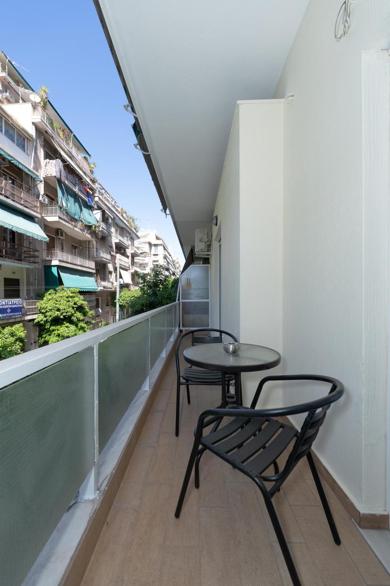 Contemporary Apartment Made Of Wood And Stone. Aten Exteriör bild